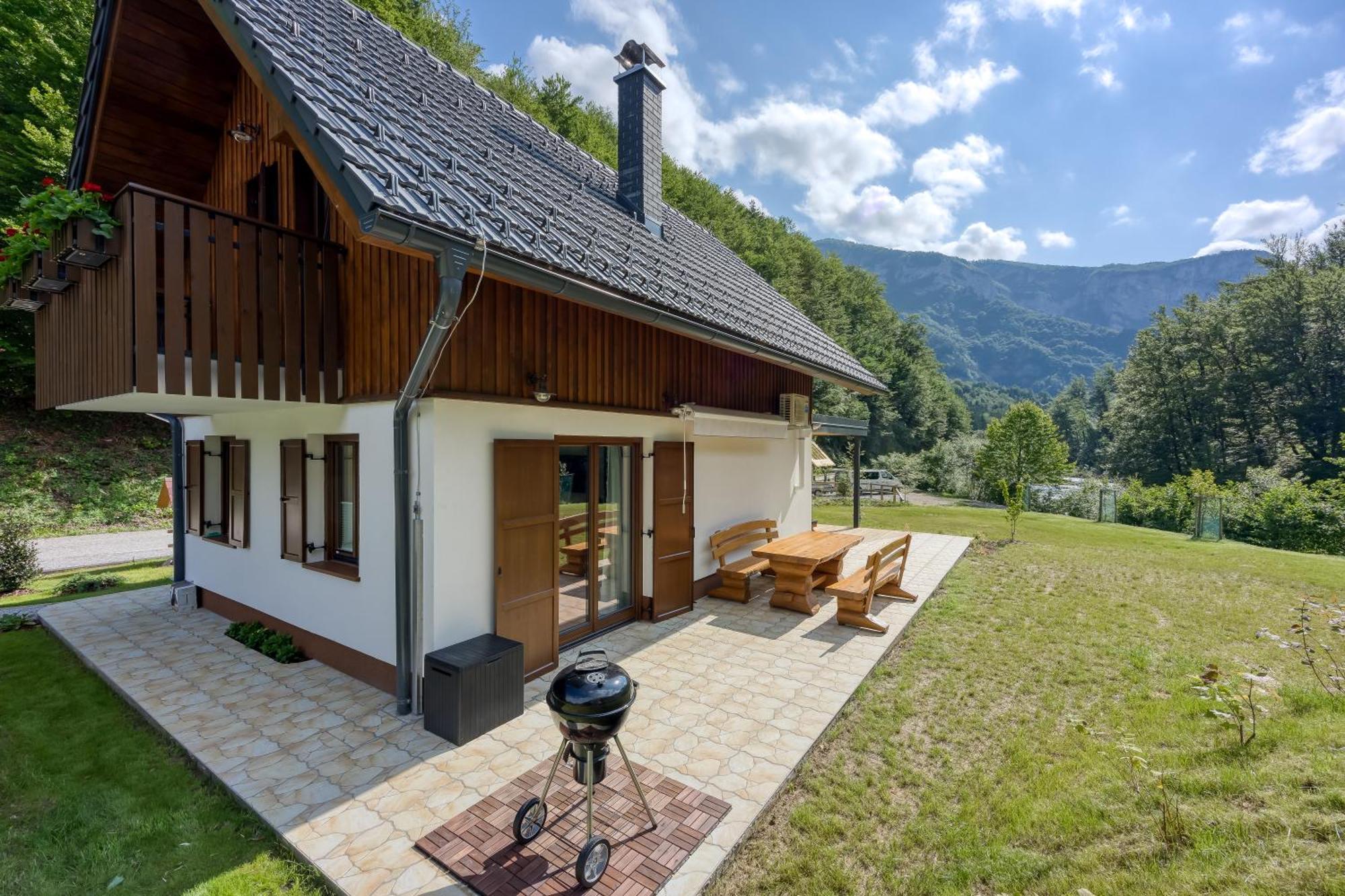 Resort Stari Malni, Osilnica - Vacation Houses Stari Malni Ruang foto