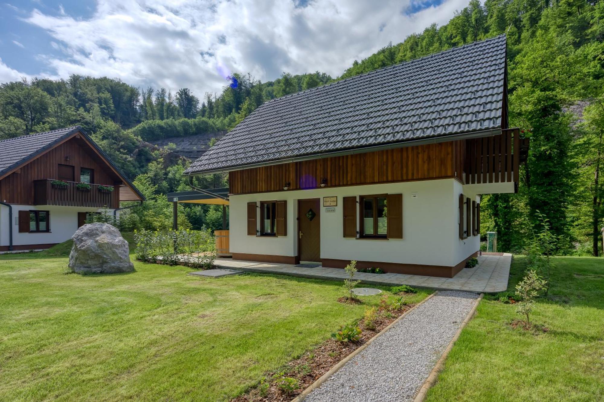 Resort Stari Malni, Osilnica - Vacation Houses Stari Malni Ruang foto